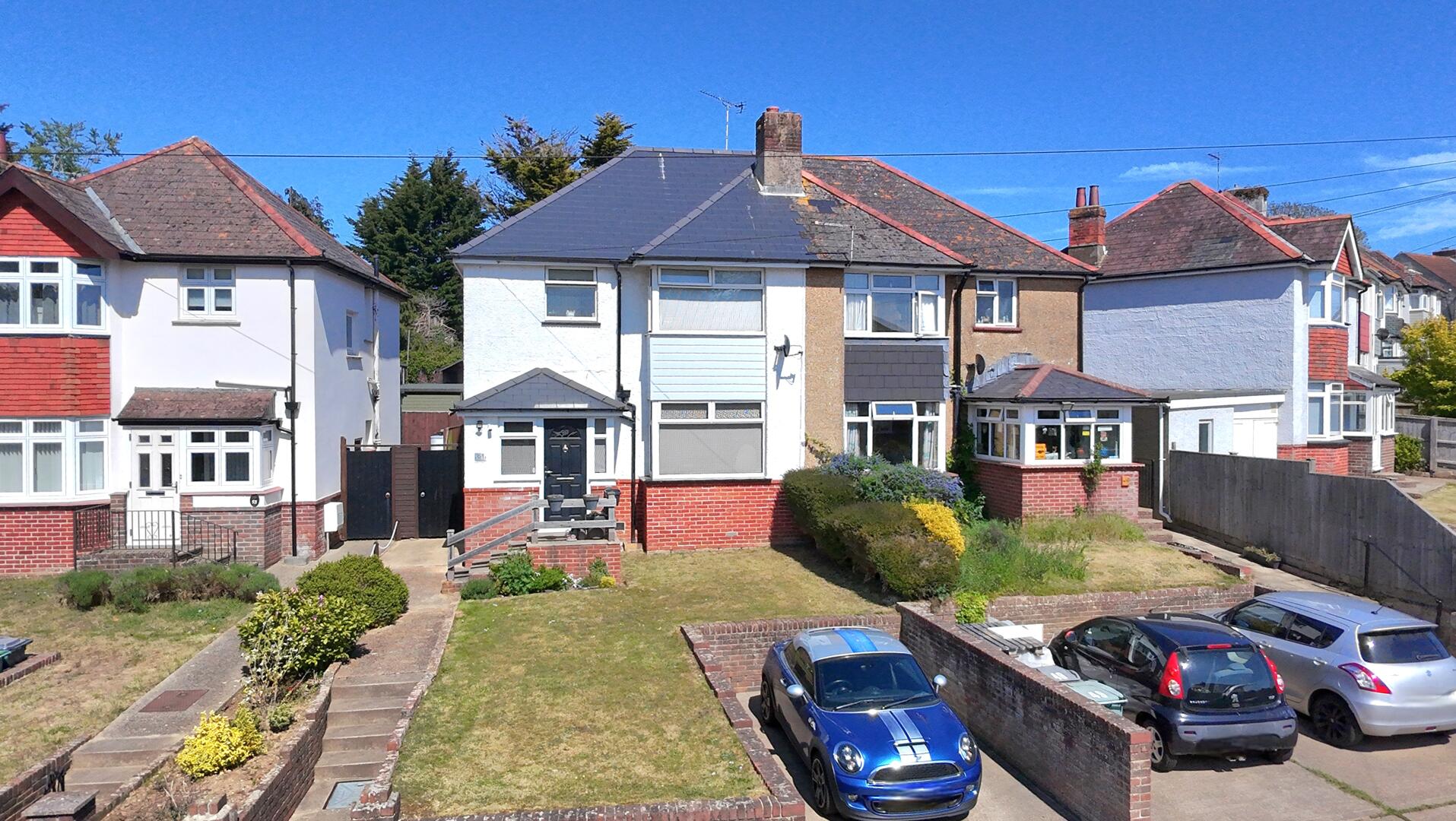 3 bed property in Lake Green Road, Sandown